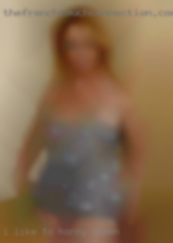 I like horny women to challenge myself.